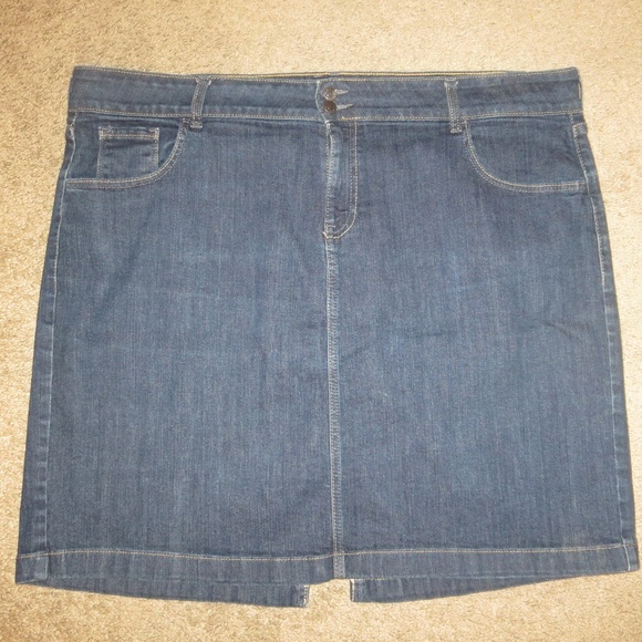 Old Navy Dresses & Skirts - Old Navy Plus Size Denim Jean Skirt - Size 20